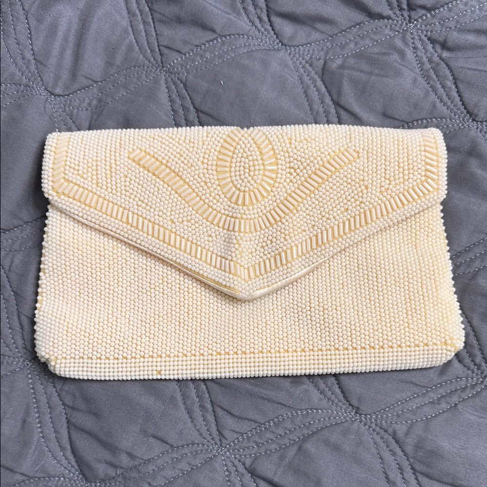 Elegant Cream Beaded Clutch
